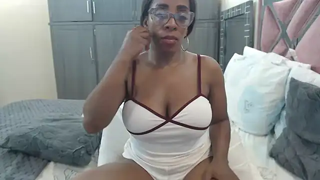 Ginachaudex online show from 29, 6, 2026