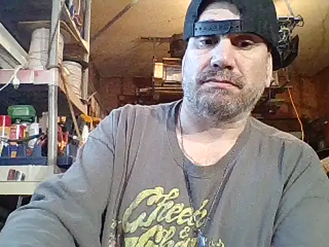 Snapshot of clitstitsandbongrips chatting on 28, 1, 2025 clitstitsandbongrips online show from 28, 1, 2025