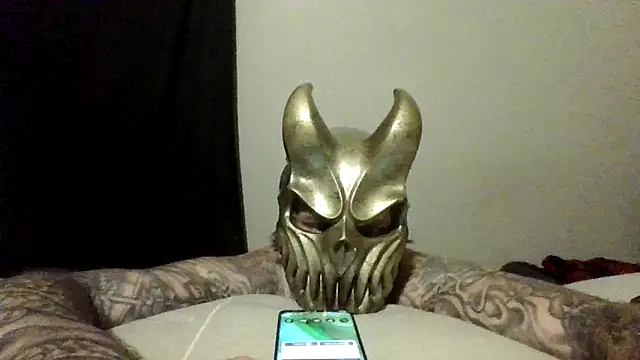 Snapshot of clitstitsandbongrips chatting on 20, 10, 2025 clitstitsandbongrips online show from 20, 10, 2025