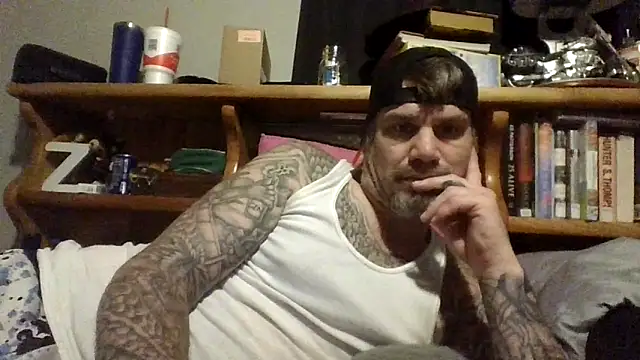 Snapshot of clitstitsandbongrips chatting on 18, 9, 2025 clitstitsandbongrips online show from 18, 9, 2025