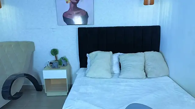 Scarlett  bell online show from 1, 10, 2025