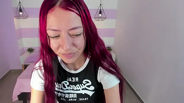 Scarlett  bell online show from 22, 12, 2025