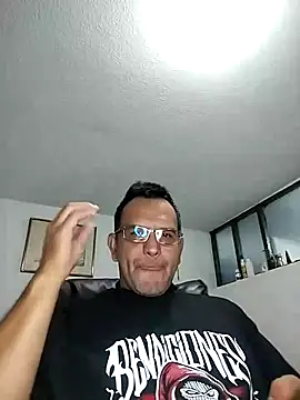 RogueTraveler online show from 15, 10, 2025