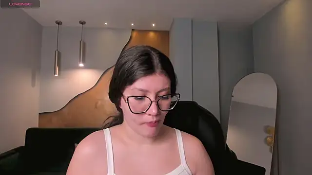Snapshot of AmberFarrell chatting on 6, 6, 2026 AmberFarrell online show from 6, 6, 2026