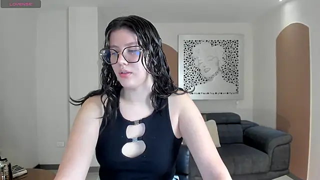 AmberFarrell online show from 4, 6, 2026