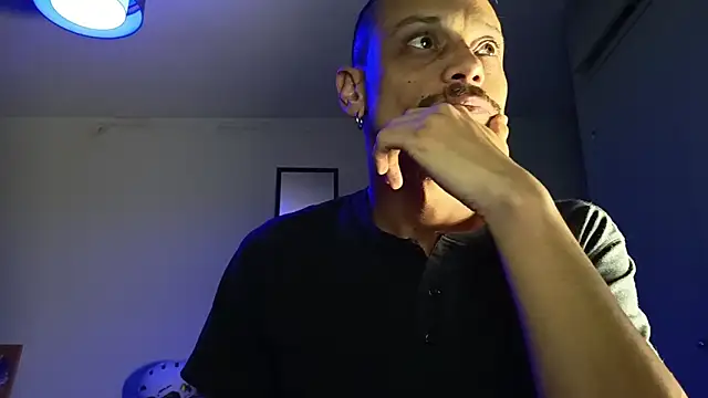 villanocat online show from 12, 5, 2026