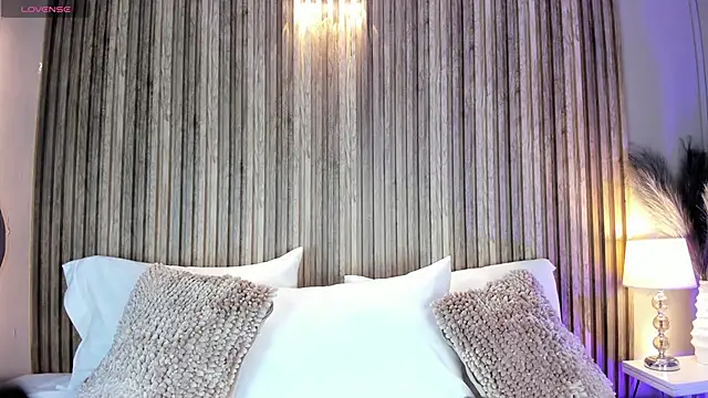 HannaPaola online show from 16, 12, 2025