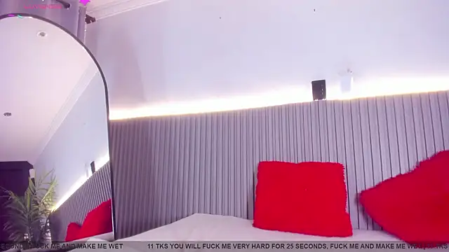 valentina lux online show from 25, 3, 2026