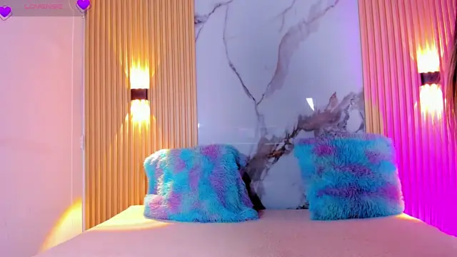 valentina lux online show from 23, 9, 2025