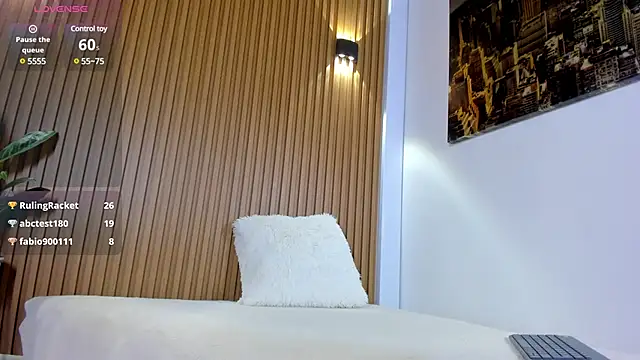 valentina lux online show from 19, 3, 2025