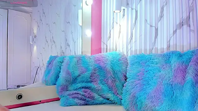 valentina lux online show from 29, 10, 2025