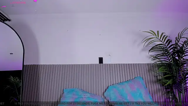 valentina lux online show from 17, 3, 2026