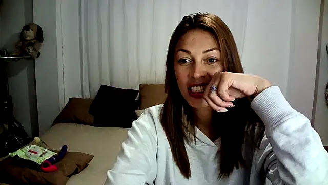 Hanna Charming online show from 11, 2, 2026