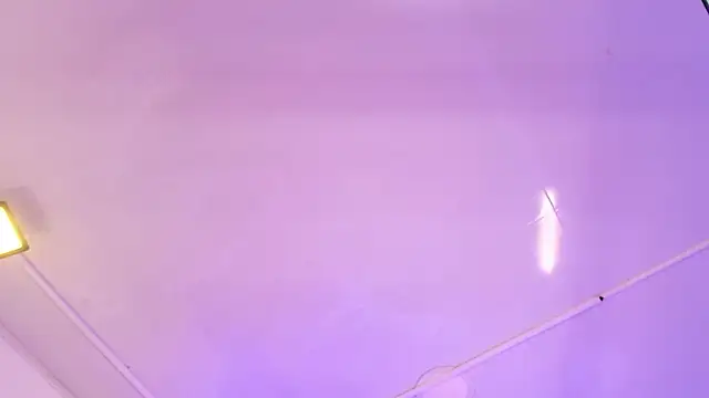 Salem skyler  online show from 16, 1, 2026