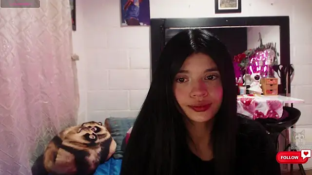 Sarahgin online show from 24, 4, 2026
