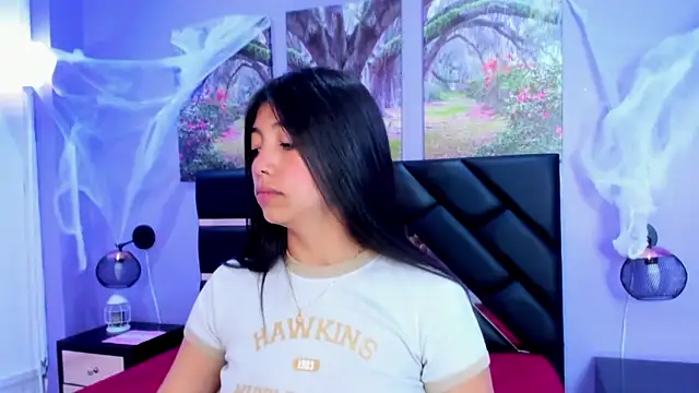 Snapshot of KimberlyVillaLobos chatting on 17, 10, 2025 KimberlyVillaLobos online show from 17, 10, 2025