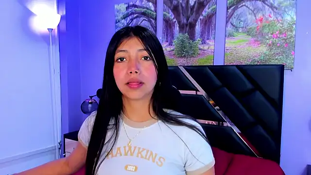 Snapshot of KimberlyVillaLobos chatting on 6, 10, 2025 KimberlyVillaLobos online show from 6, 10, 2025