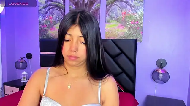 Snapshot of KimberlyVillaLobos chatting on 10, 9, 2025 KimberlyVillaLobos online show from 10, 9, 2025