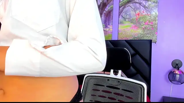 Snapshot of KimberlyVillaLobos chatting on 16, 9, 2025 KimberlyVillaLobos online show from 16, 9, 2025