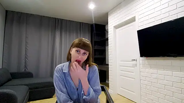 Daniella Lorente online show from 15, 5, 2026