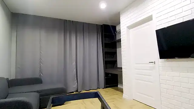 Daniella Lorente online show from 1, 12, 2025