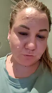 Anna Curvy online show from 8, 3, 2025