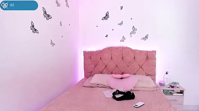 jade dakota   online show from 22, 9, 2025