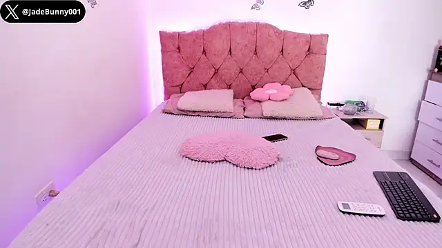 jade dakota   online show from 2, 10, 2025