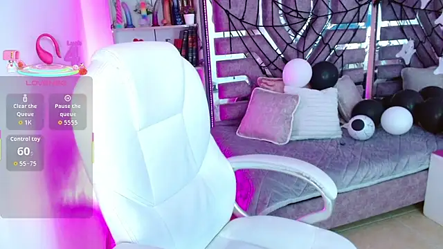 AliceWalker 11 online show from 29, 10, 2025