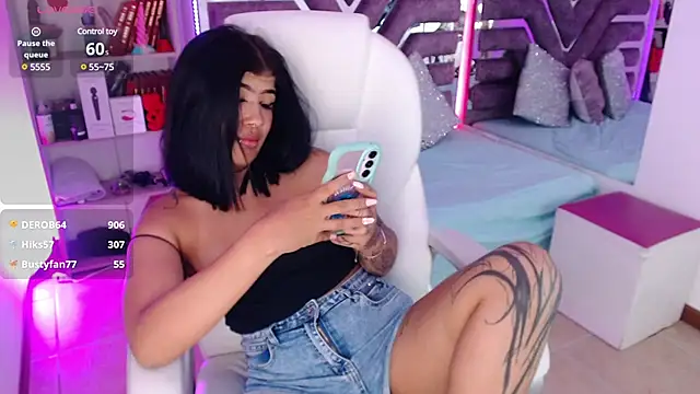 AliceWalker 11 online show from 21, 3, 2025