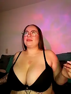 Snapshot of soofy__ chatting on 19, 6, 2026 soofy online show from 19, 6, 2026