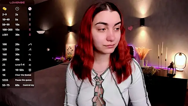 hannacheekss  online show from 13, 7, 2026