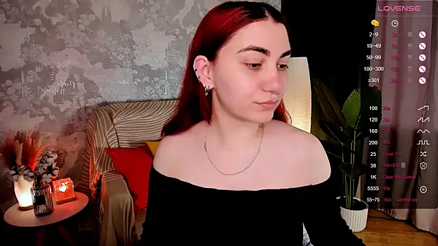 hannacheekss  online show from 22, 6, 2026