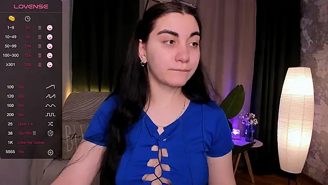 hannacheekss  online show from 26, 2, 2025