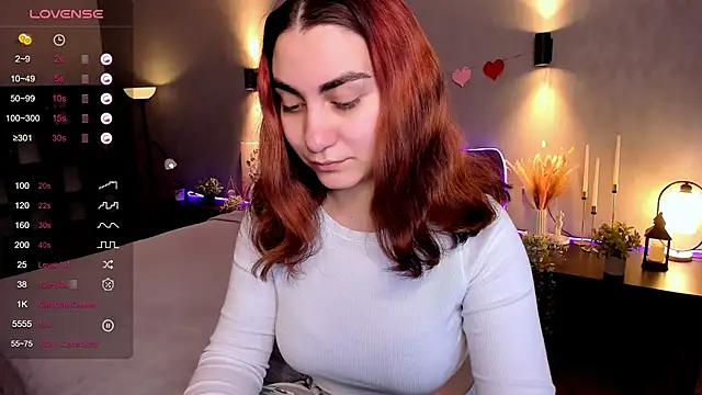 hannacheekss  online show from 7, 10, 2025