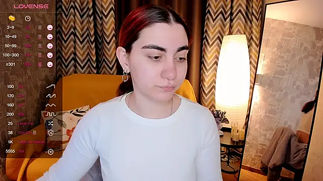 Snapshot of hannacheekss_ chatting on 20, 2, 2026 hannacheekss online show from 20, 2, 2026