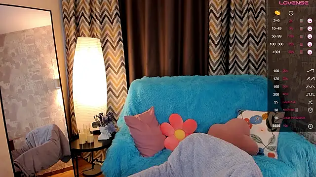 Snapshot of hannacheekss_ chatting on 3, 2, 2026 hannacheekss online show from 3, 2, 2026