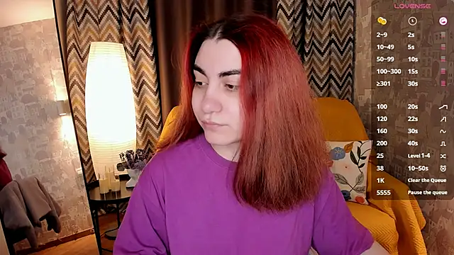 Snapshot of hannacheekss_ chatting on 7, 2, 2026 hannacheekss online show from 7, 2, 2026