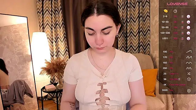 hannacheekss  online show from 18, 3, 2025