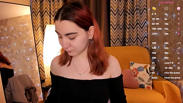 hannacheekss  online show from 17, 3, 2026