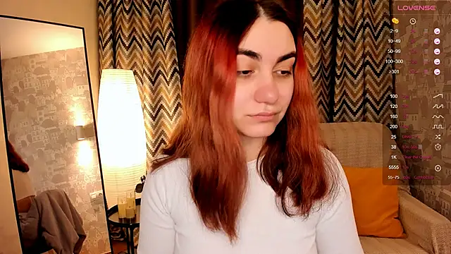 hannacheekss  online show from 5, 11, 2025