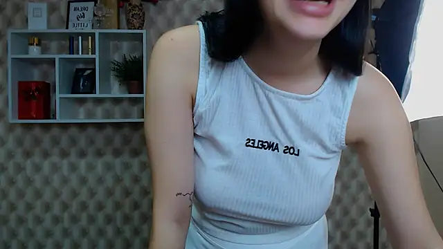 AliceSexyyy  online show from 7, 10, 2025