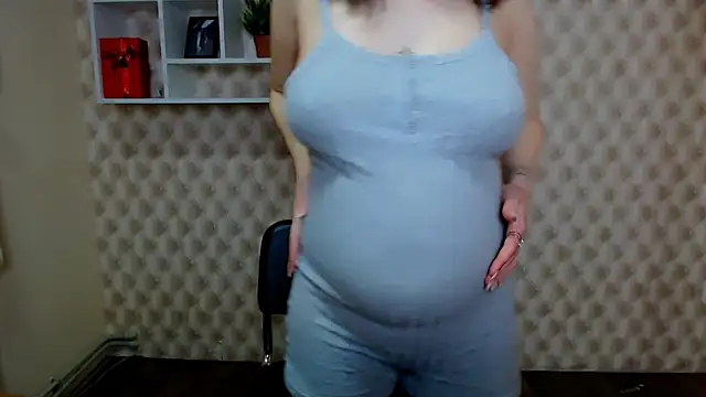 AliceSexyyy  online show from 25, 2, 2026