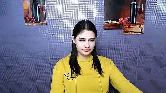 AliceSexyyy  online show from 10, 3, 2025