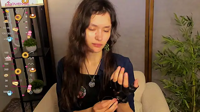 Emily Strikeee online show from 15, 9, 2025