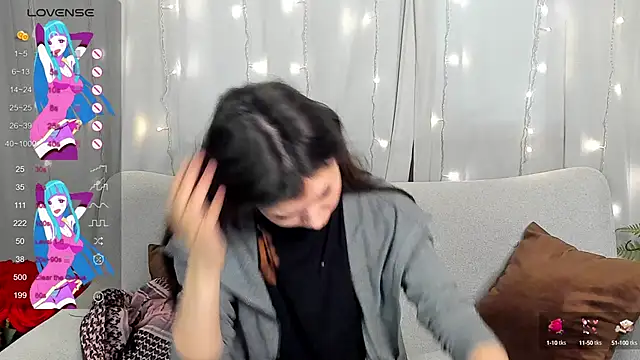 Emily Strikeee online show from 18, 3, 2025