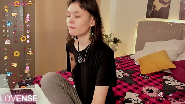 Emily Strikeee online show from 12, 3, 2026