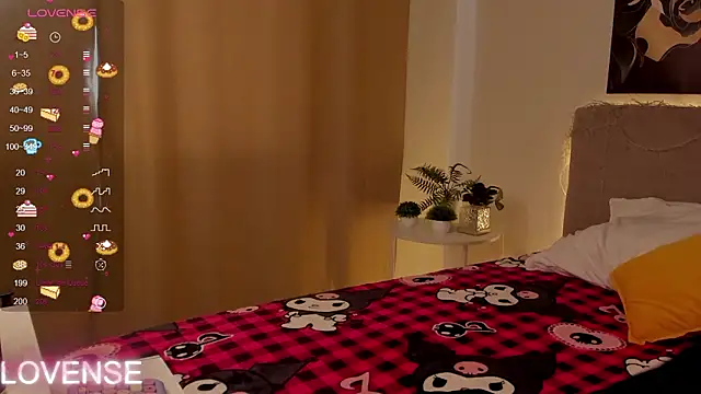 Emily Strikeee online show from 23, 3, 2026