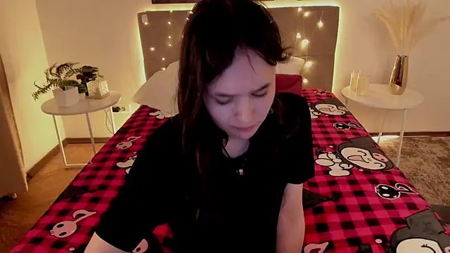 Emily Strikeee online show from 29, 5, 2026