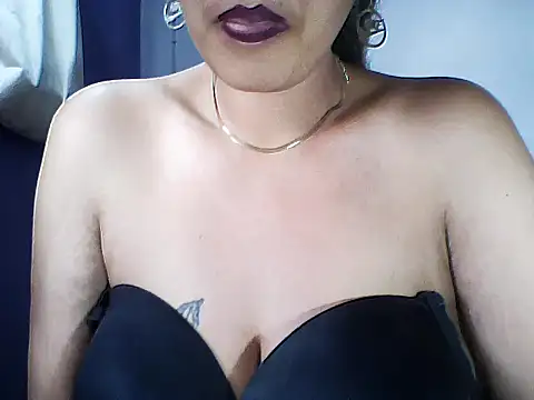 layanah12 online show from 26, 10, 2025